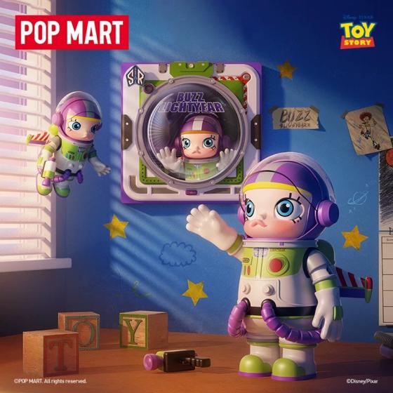 POPMART泡泡玛特MEGA SPACE MOLLY 巴斯光年《俯瞰》立体画普通版