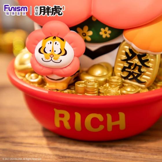 I'm Not Tiger- Money to Spend Hand Figure