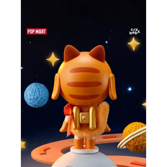 POPMART泡泡玛特Crybaby太空宇航猫手办橘色娃娃摆件
