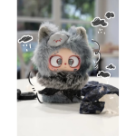 첫 번째 마법 인형과 싸우는 카사