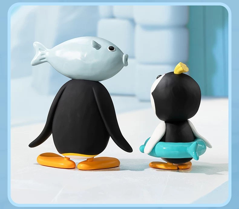 POPMART泡泡玛特Baby Molly × PINGU鱼趣多多手办摆件