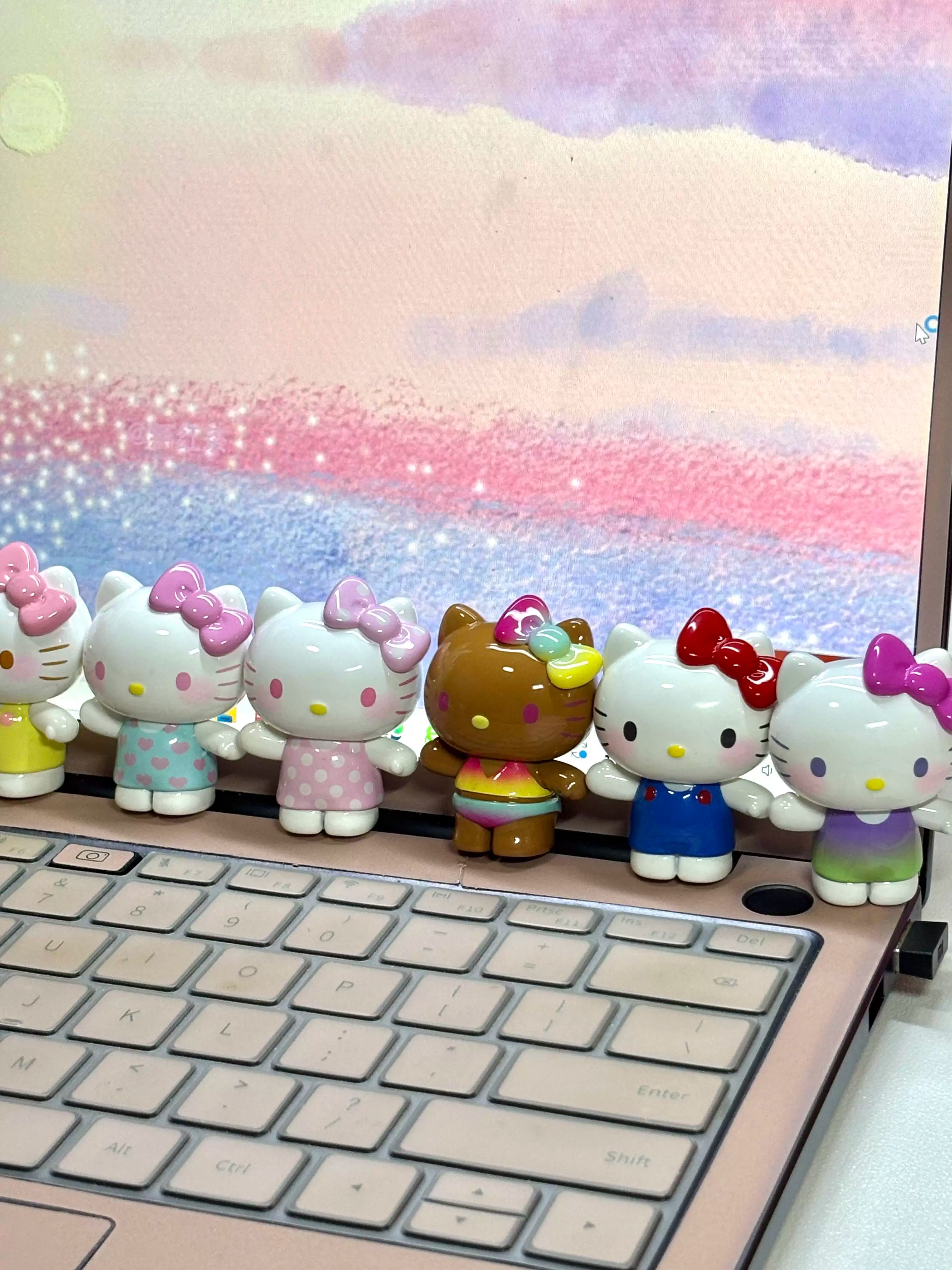 Hello Kitty夏日彩虹糖